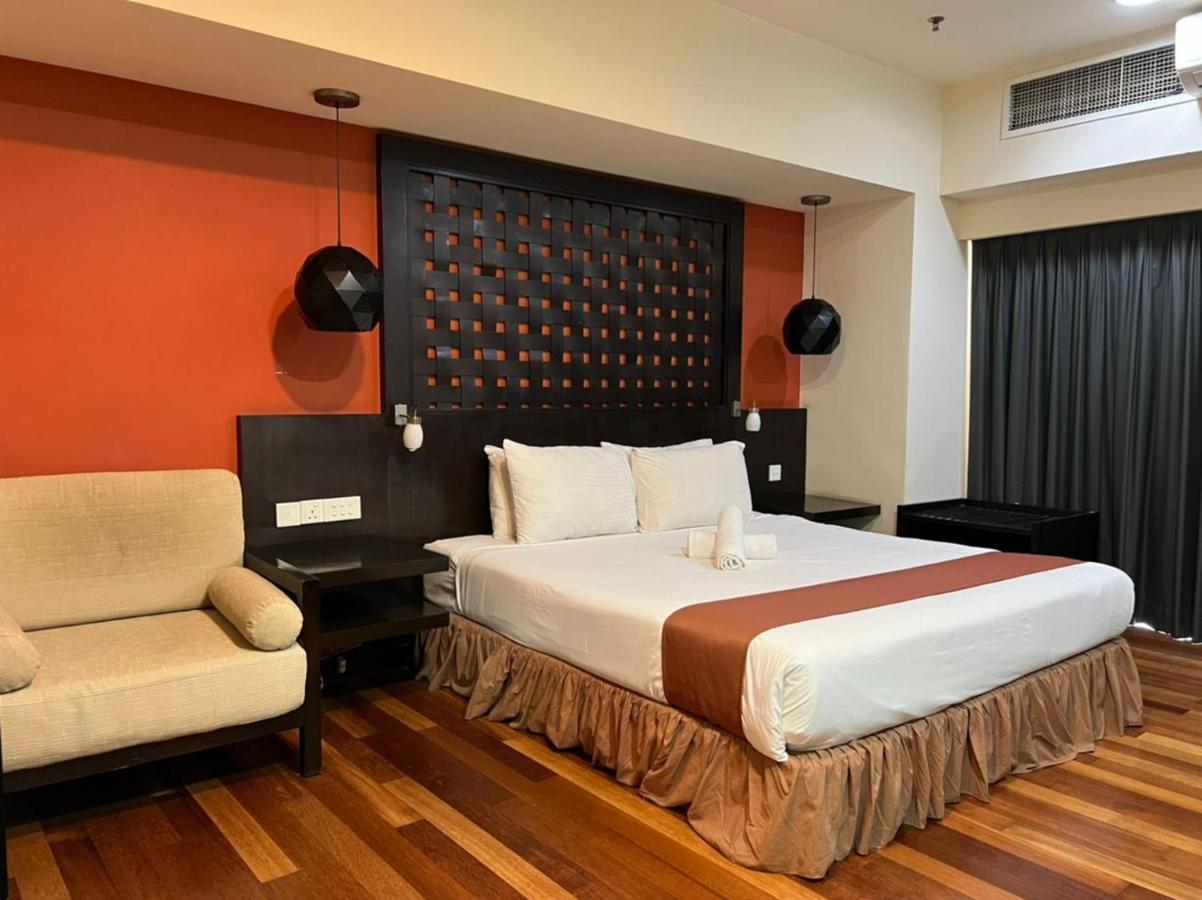 Raintree Resort Suites Petaling Jaya Exterior photo