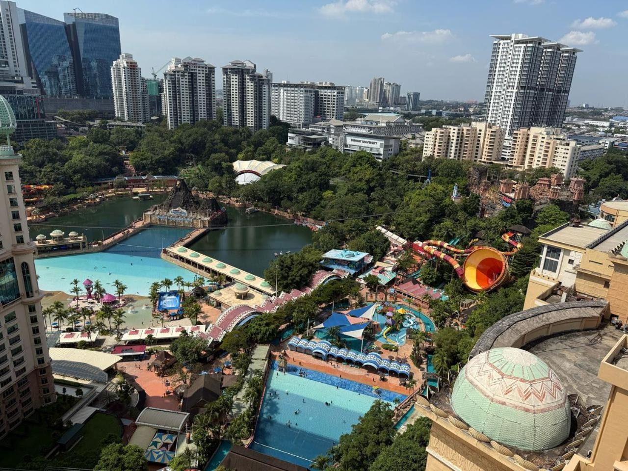 Raintree Resort Suites Petaling Jaya Exterior photo