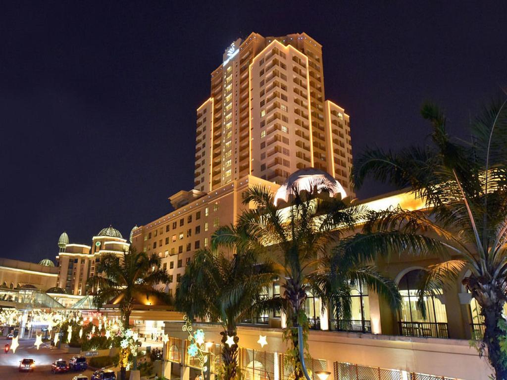 Raintree Resort Suites Petaling Jaya Exterior photo